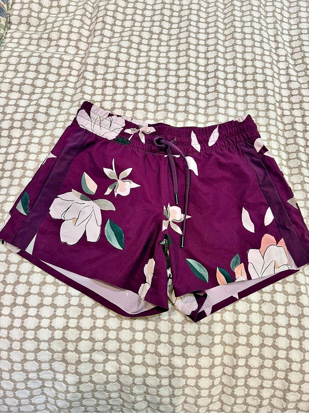 Athleta Burgundy Floral Drawstring Active Shorts Size 2